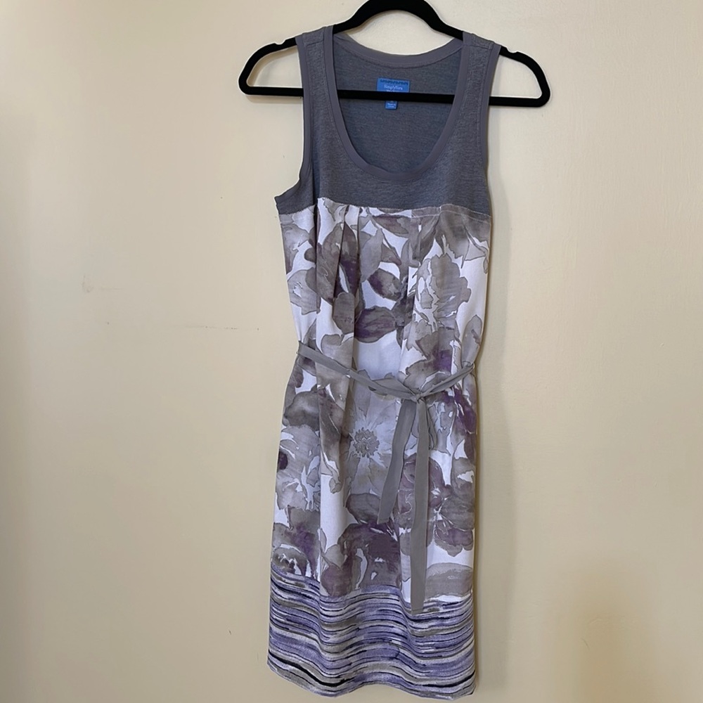Cute summer sleeveless dresss